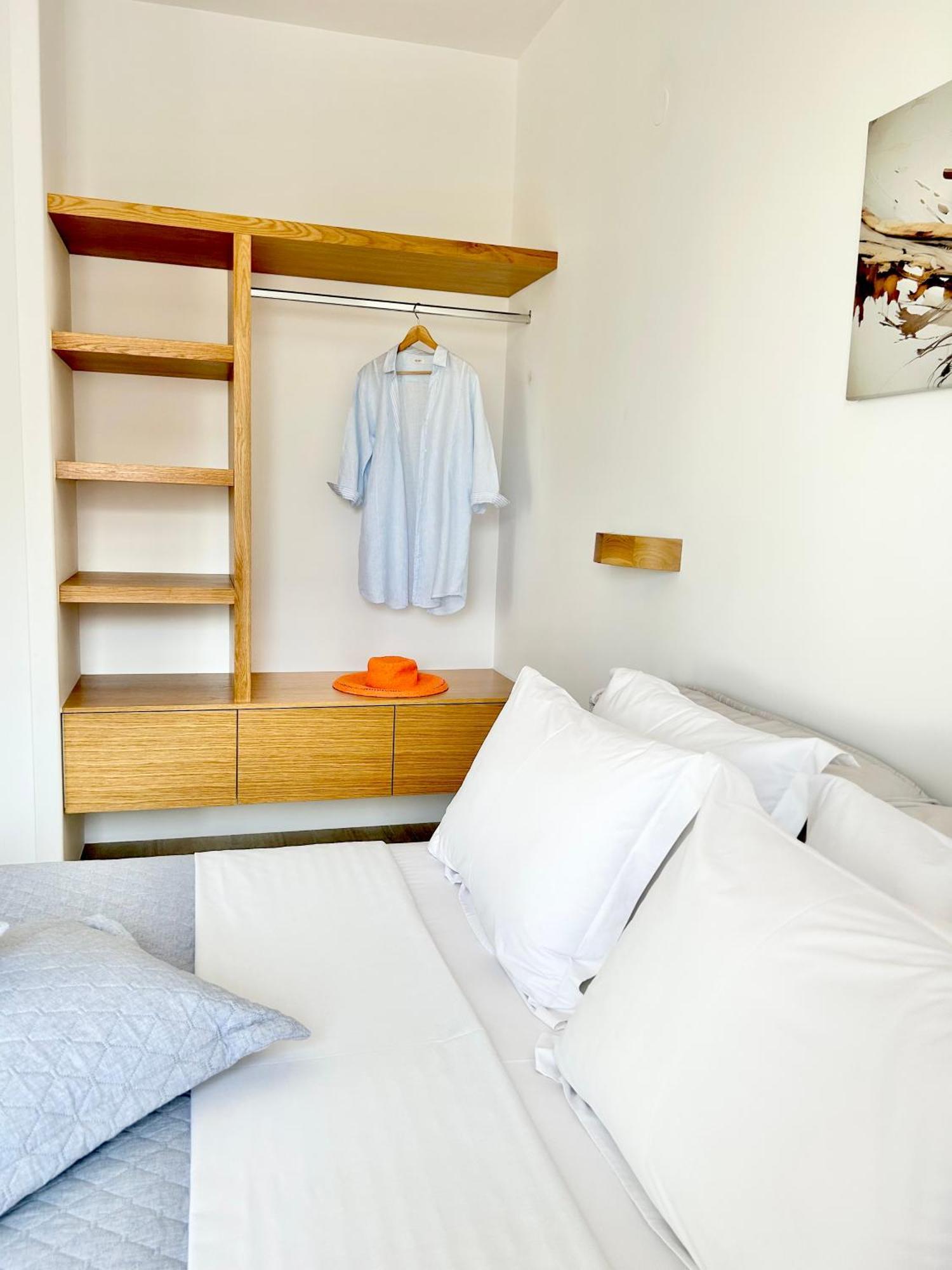 Anita Rooms & Suites Milos Adamantas  Exteriör bild