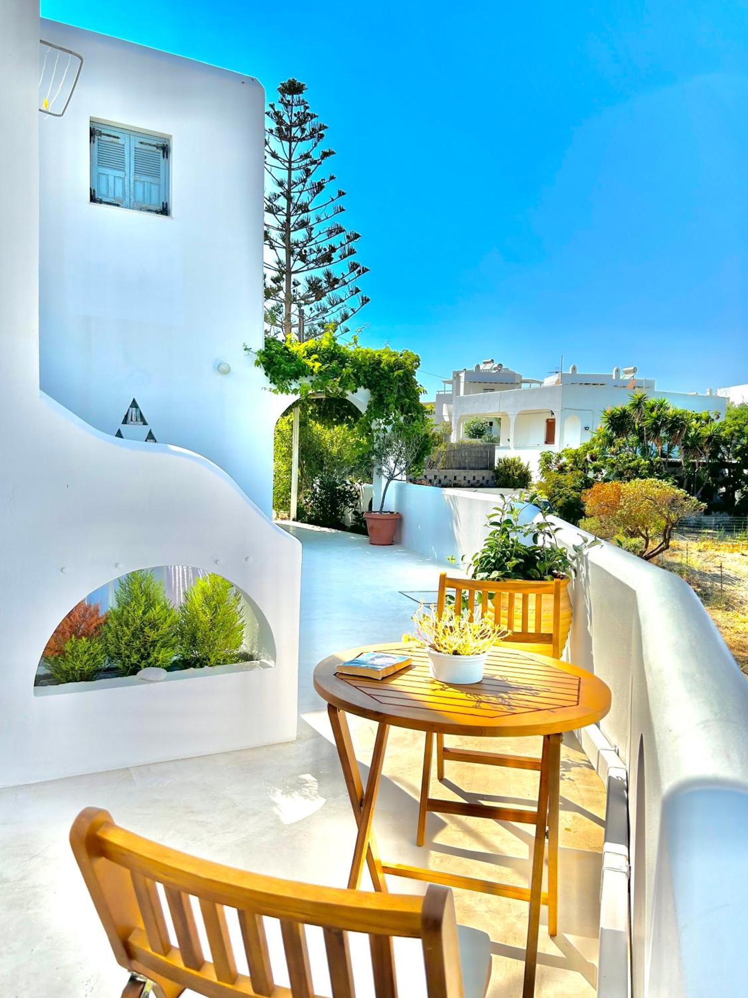 Anita Rooms & Suites Milos Adamantas  Exteriör bild
